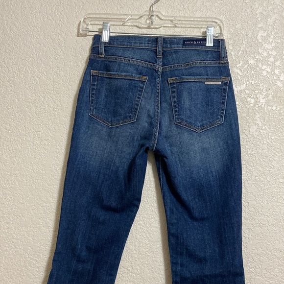 Rock Republic Blue Jeans - Picture 5 of 9